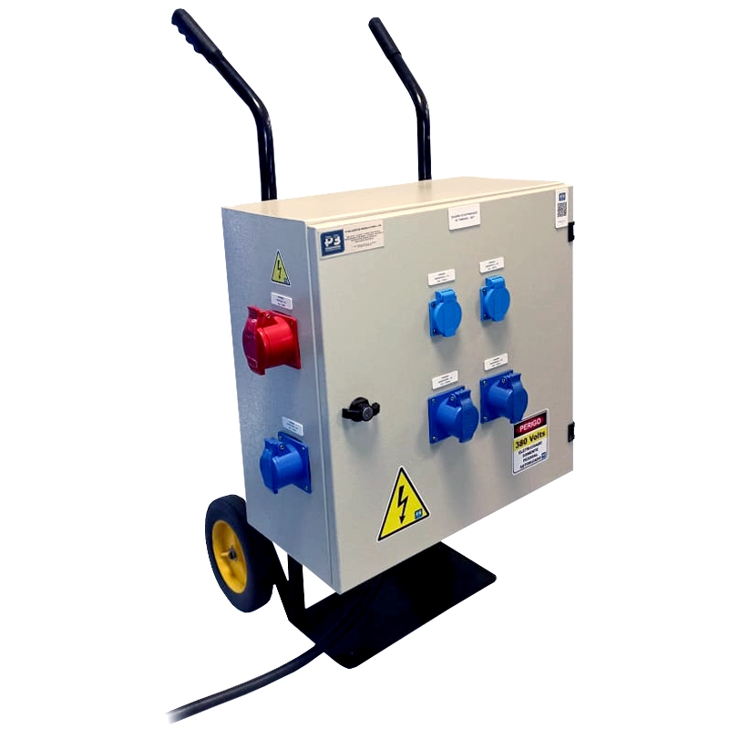 quadro de tomadas robô com rodinhas